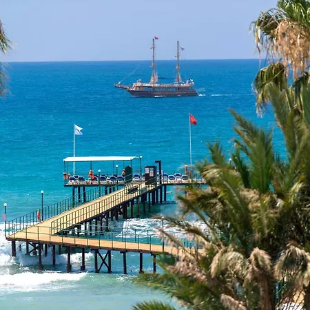 Resort Turquoise